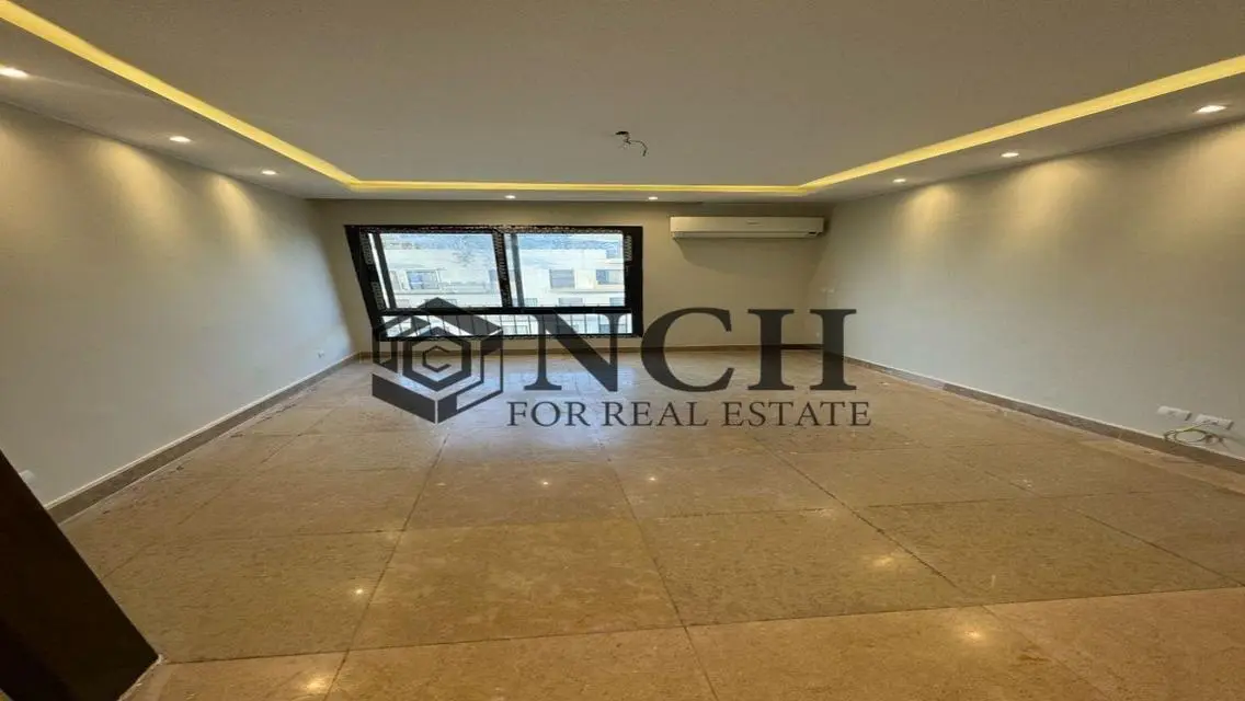 Apartment 216 SQM- Kitchen and ACs -RENT -Eastown