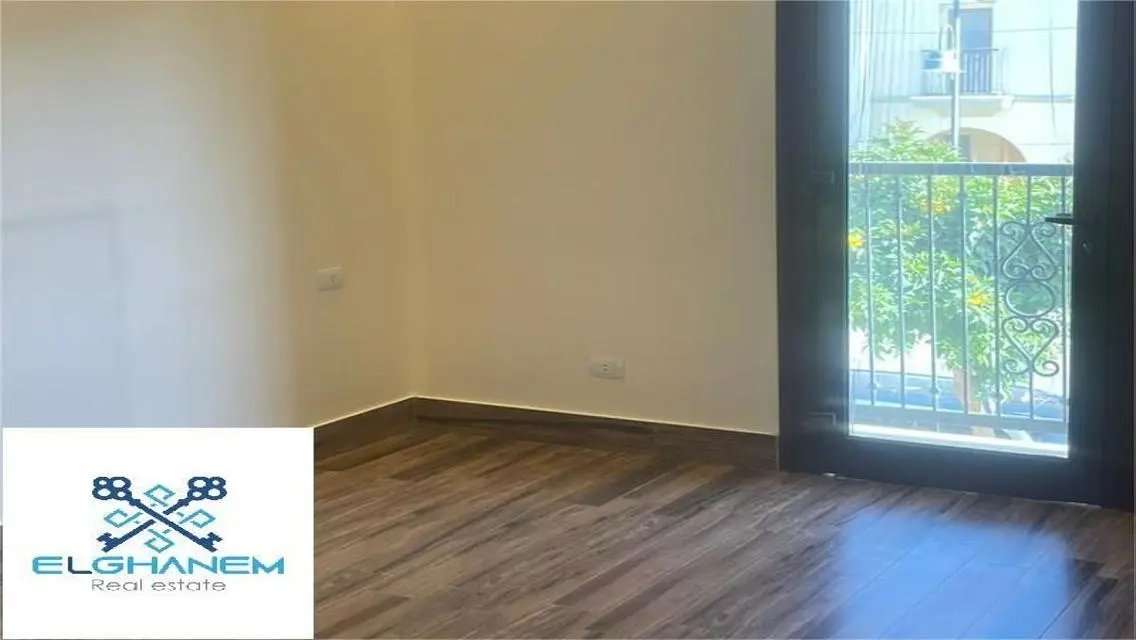 Twin House For Rent 358 m Ultra Super Lux