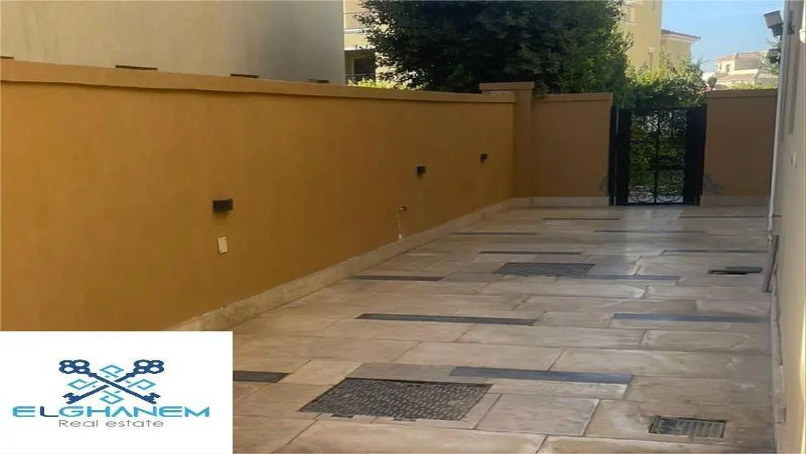 Twin House For Rent 358 m Ultra Super Lux