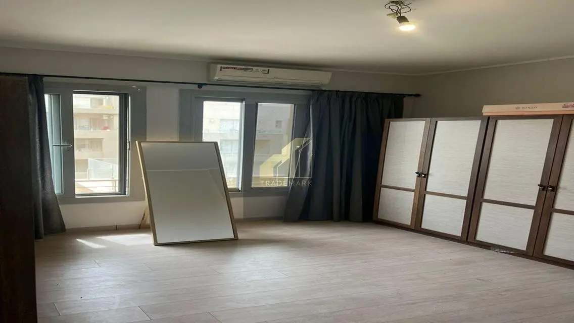 apartment with  kitchen and acs and appliances