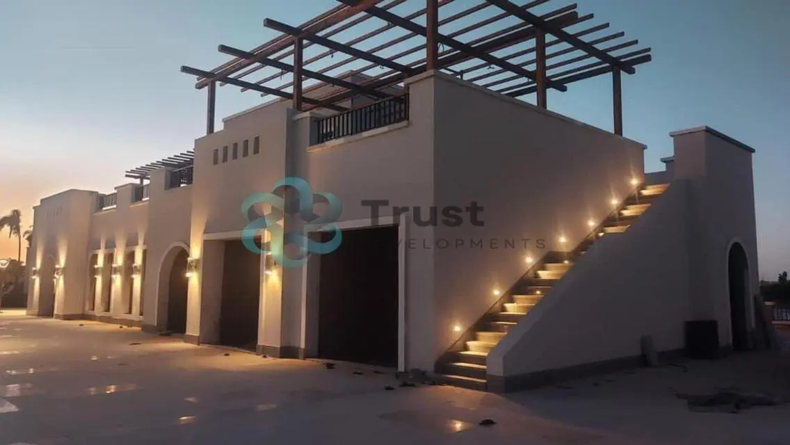 محل للايجار مميز في ليك يارد هسيندا الساحل الشمالي