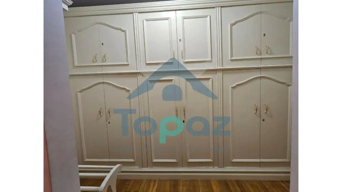 For rent: furnished apartment in Beverly Hills