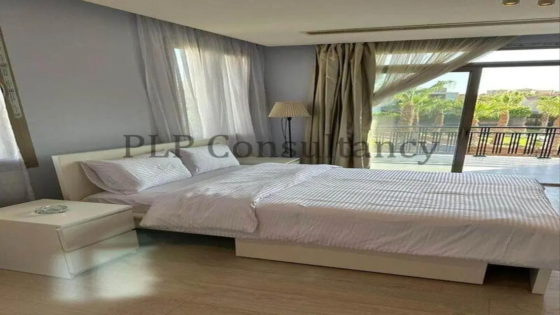 Villa 527 m  ready for viewing in Swan Lake