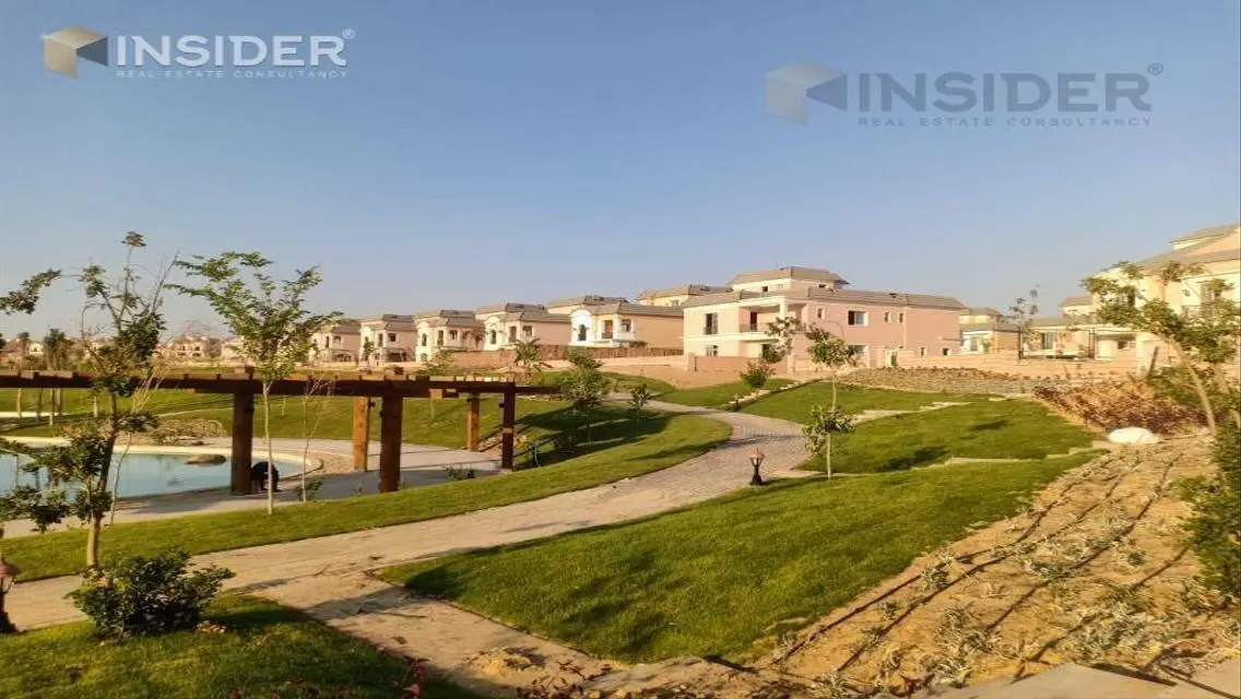 lowest townhouse with prime location&amp;perfect view!