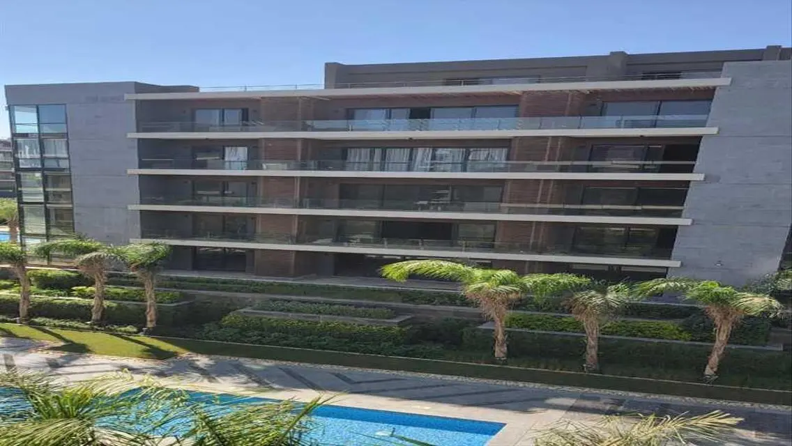 View Lake APT 220m Resale in Patio Oro La Vista