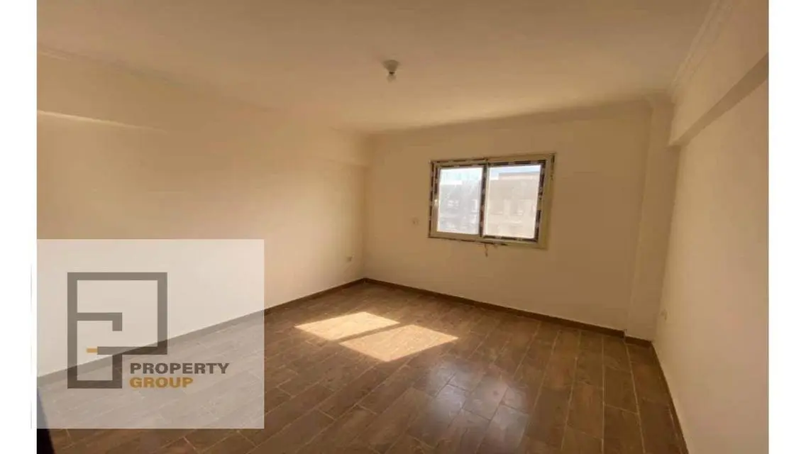 Apartment with special finishing 130m from owner