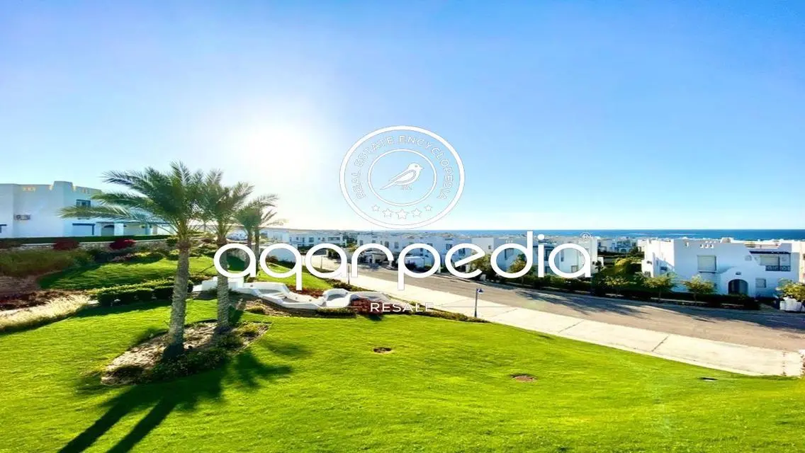 شالية 85م ب ماونتن فيو راس الحكمة - تشطيب كامل