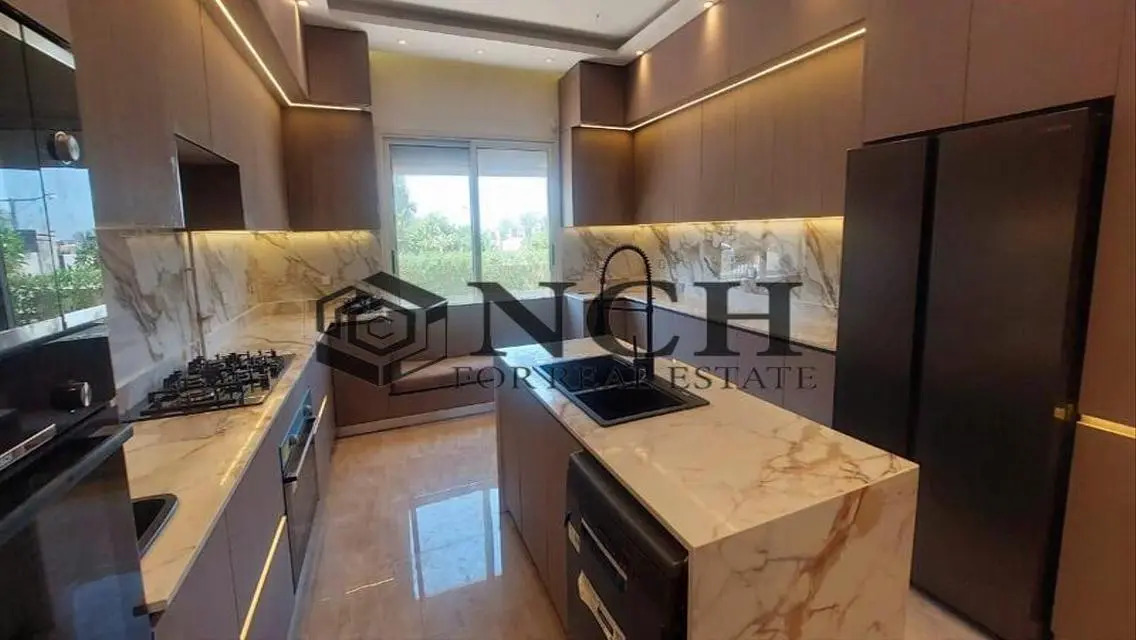 فيلا 375 متر للإيجار بالمطبخ والتكييفات .