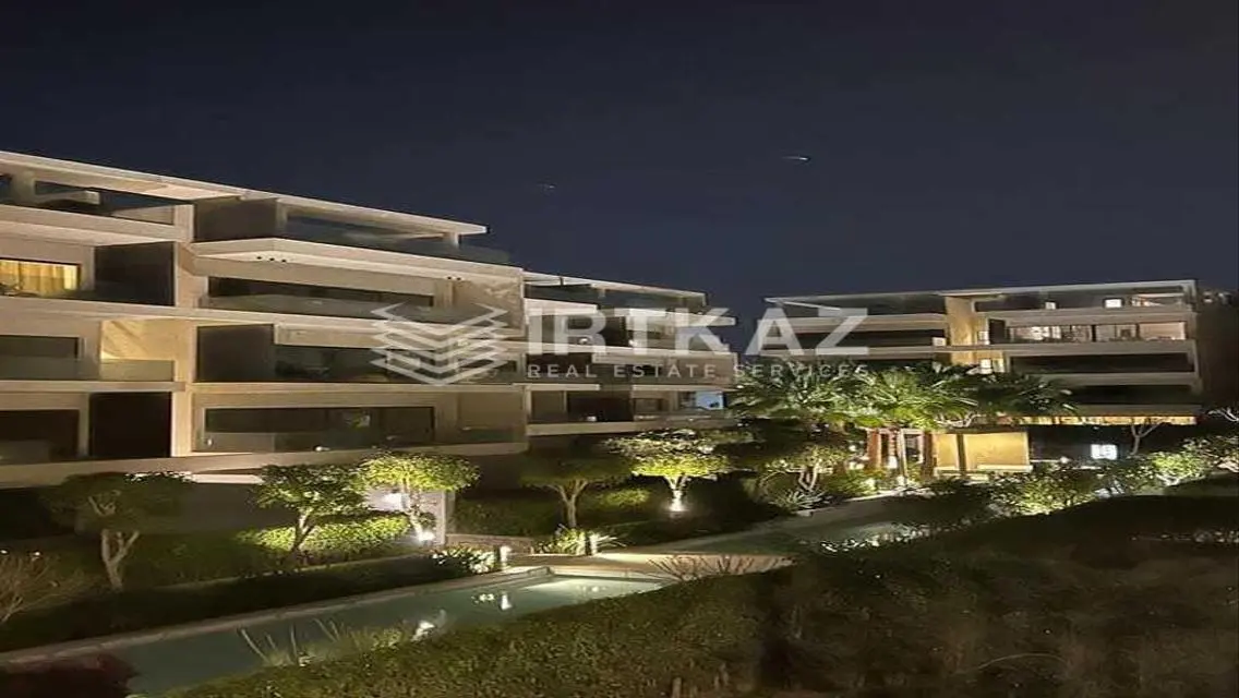 شقة لقطةريسيل متشطبةبالتكيفات والمطبخ واستلام فوري
