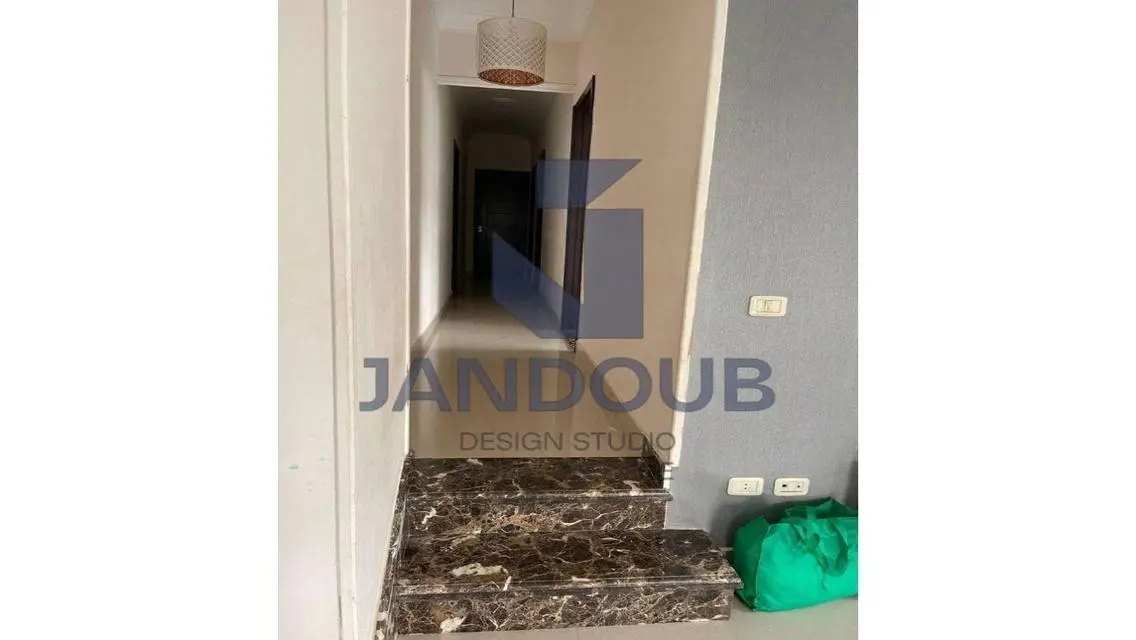شقة فاخرة للبيع في الياسمين 2 - التجمع الأول