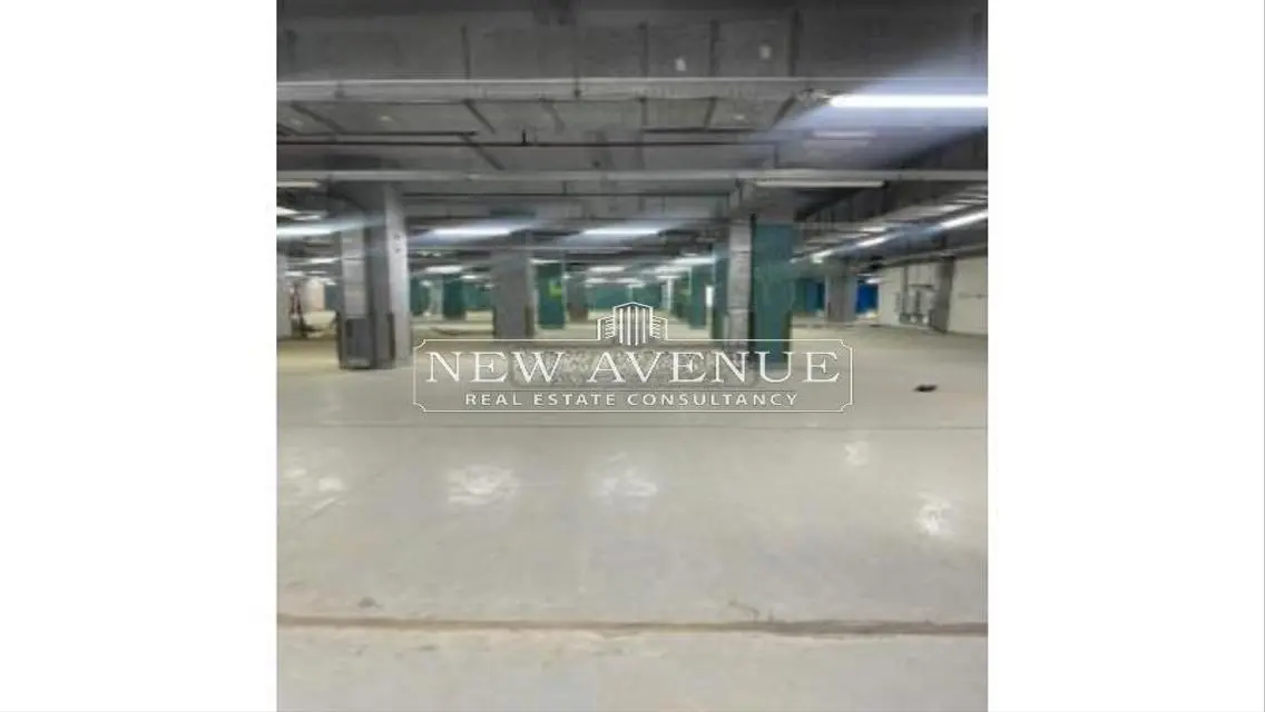 Floor 1000 sqm for rent at New Cairo
