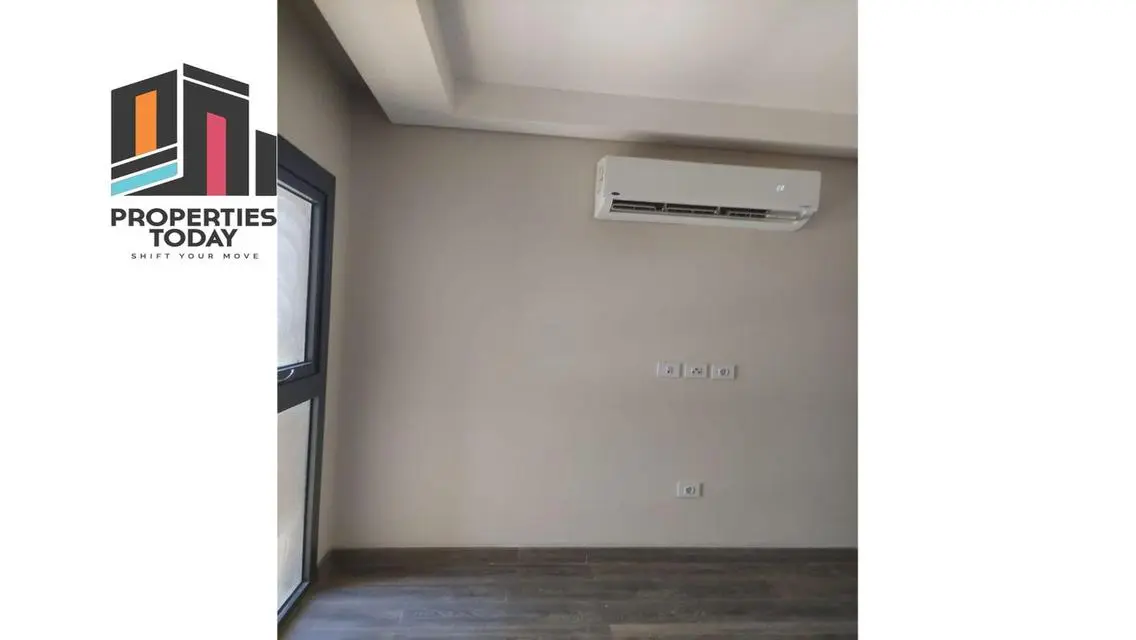 Apt 3 Beds Double View In Zed Towers