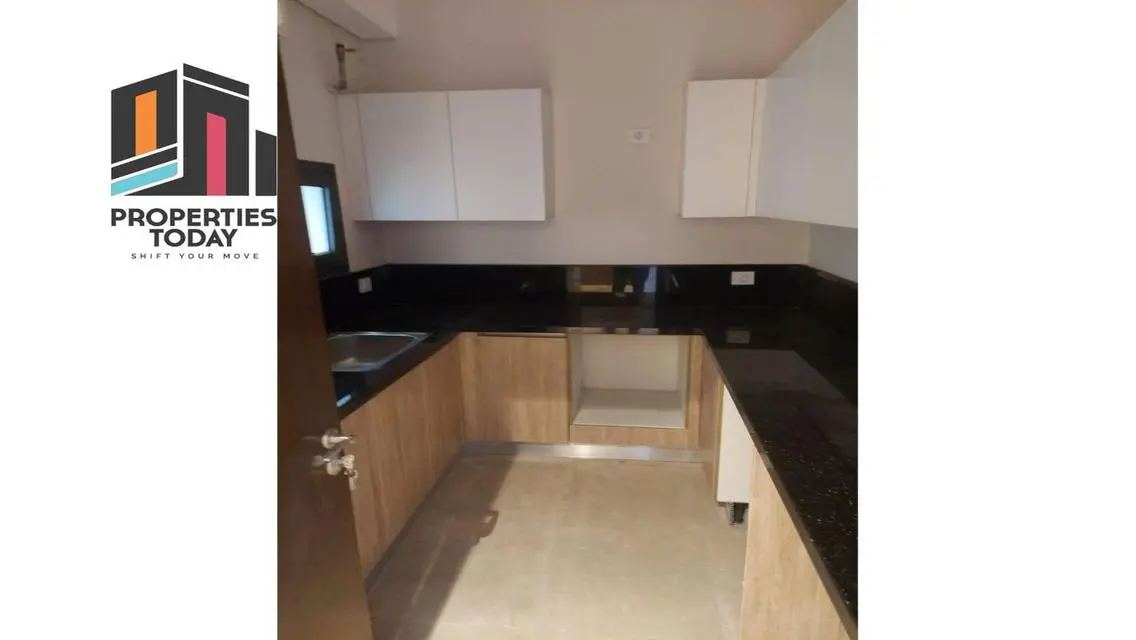 Apt 3 Beds Double View In Zed Towers