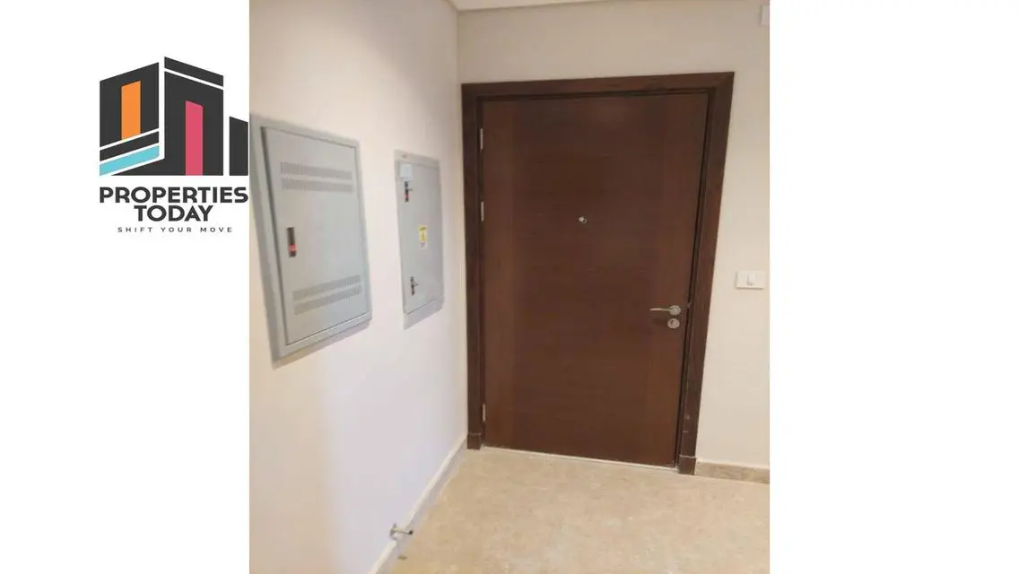 Apt 3 Beds Double View In Zed Towers