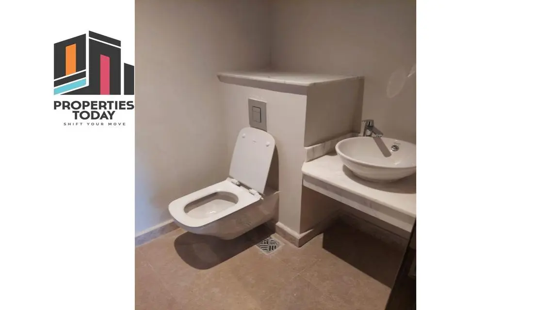 Apt 3 Beds Double View In Zed Towers