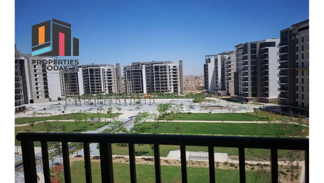 Apt 3 Beds Double View In Zed Towers