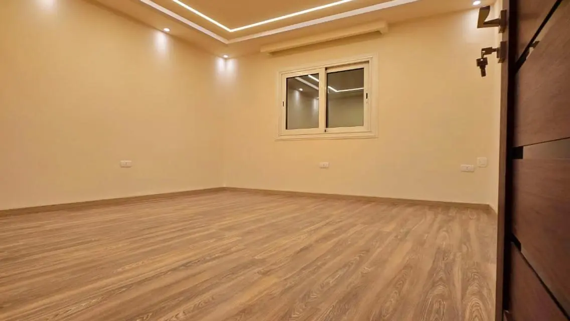 شقة تشطيبات خاصة للبيع145م فى مدينتىB6 جاهزه للسكن