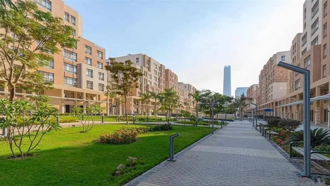 دوبلكس 390م متشطب جاهز للسكن الان بالعاصمة بمقدم5%