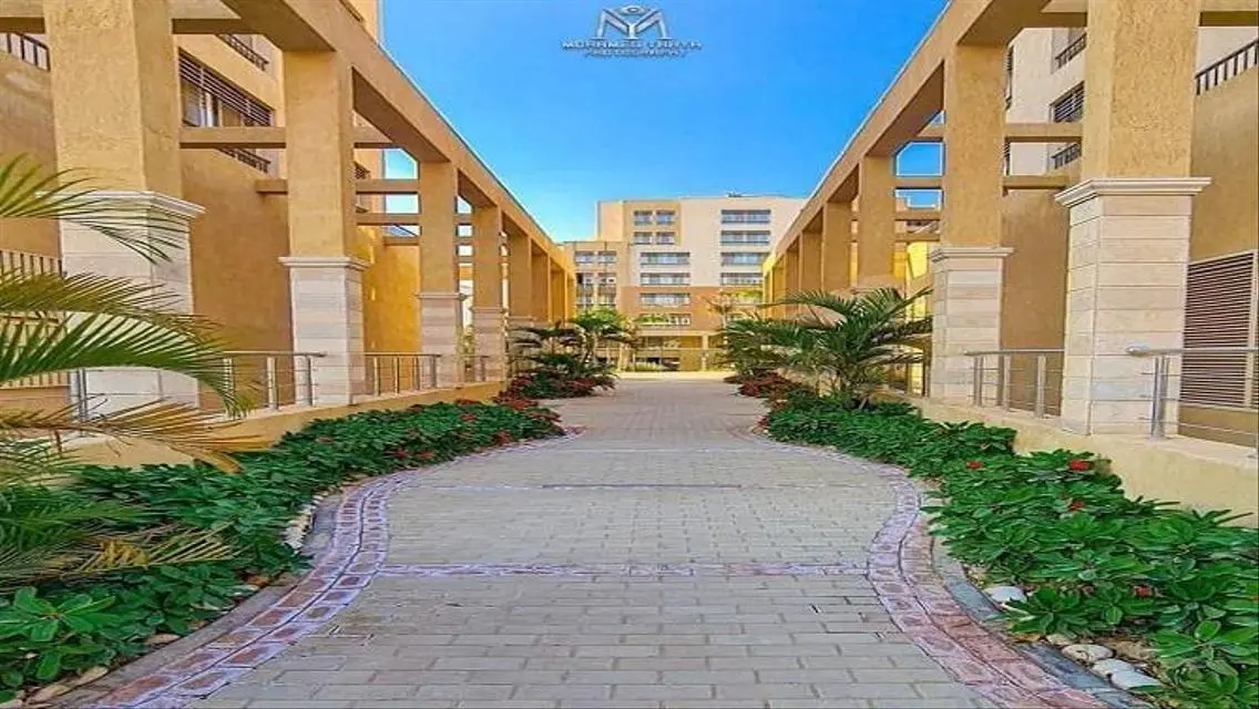 دوبلكس 390م متشطب جاهز للسكن الان بالعاصمة بمقدم5%