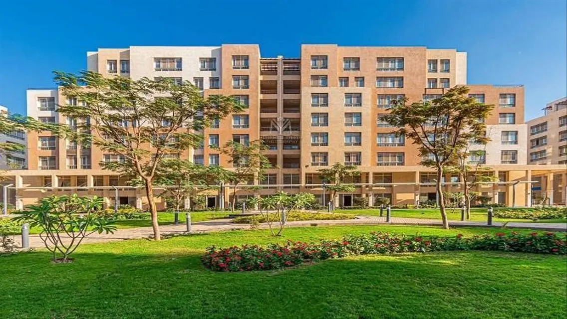 دوبلكس 390م متشطب جاهز للسكن الان بالعاصمة بمقدم5%