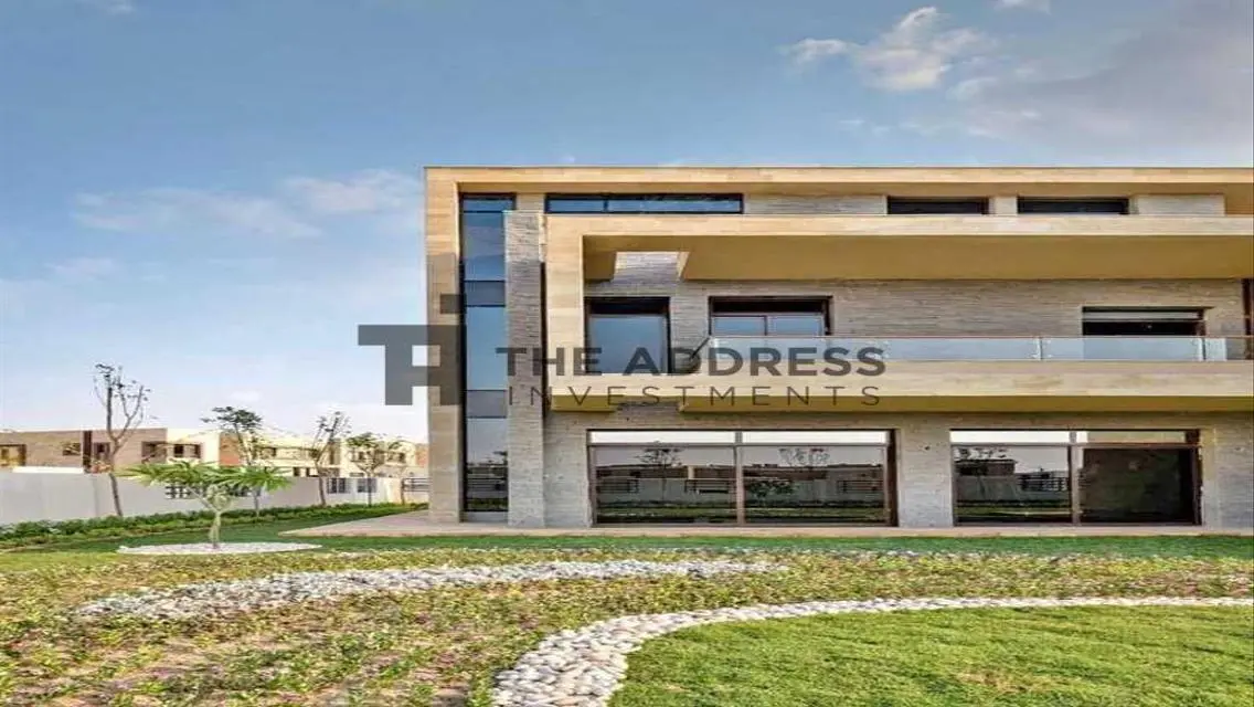 تاون هاوس اربع غرف + جاردن 10% تسهيلات تصل 7 سنين