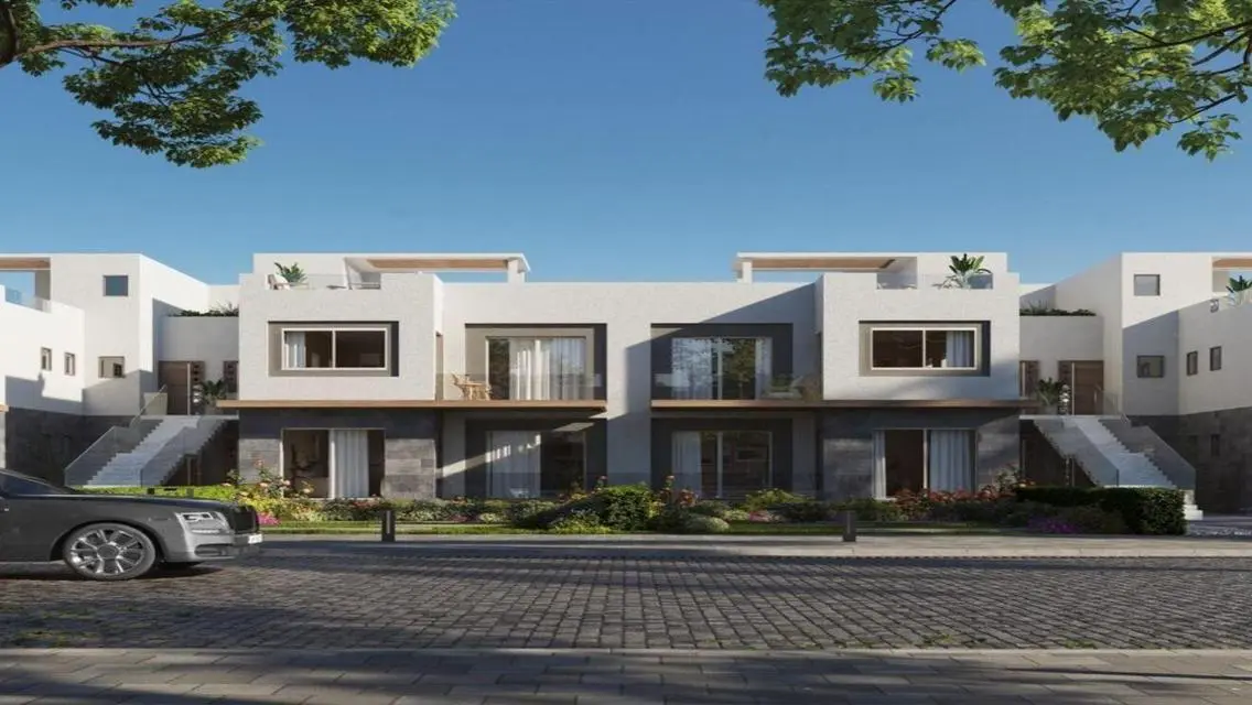 Town house in Sheikh Zayed front of Beverly hills