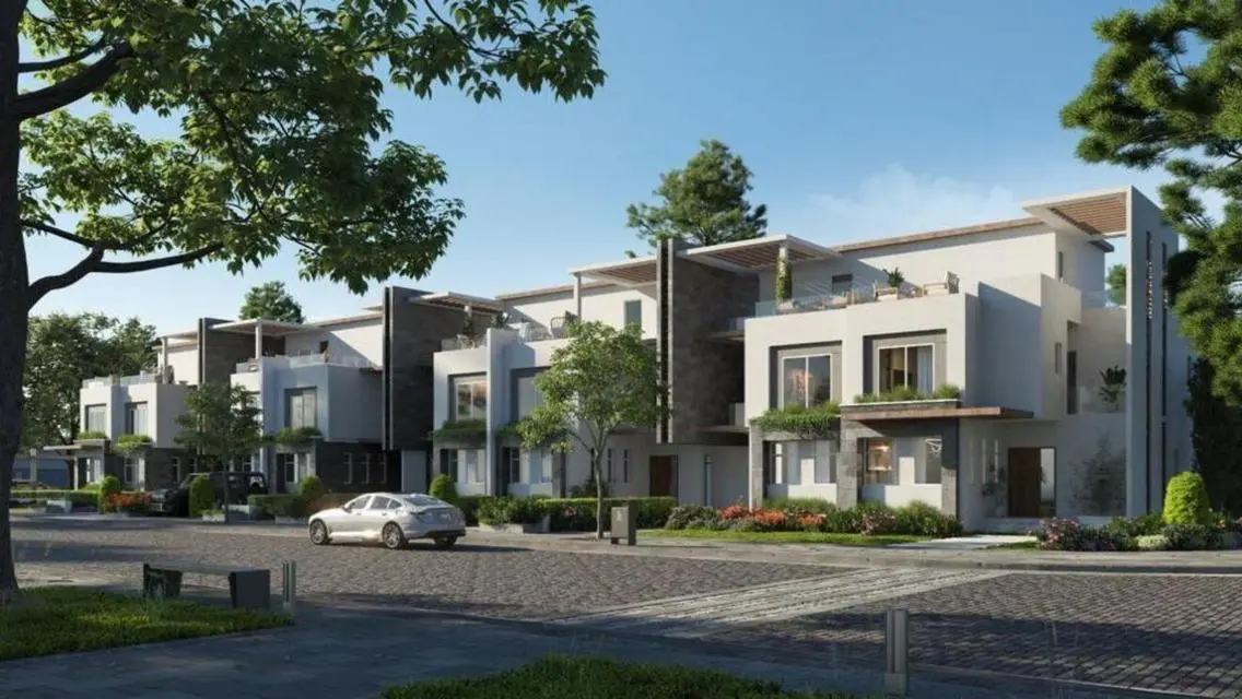 Town house in Sheikh Zayed front of Beverly hills