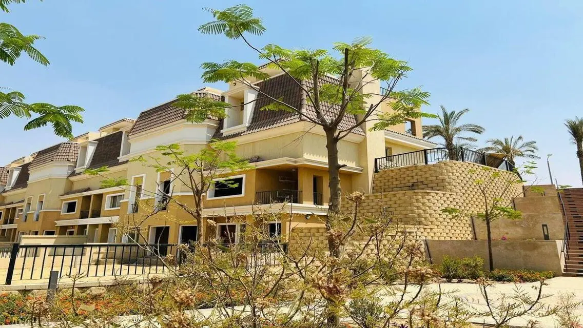 Villa with 387 sqm and Lake View