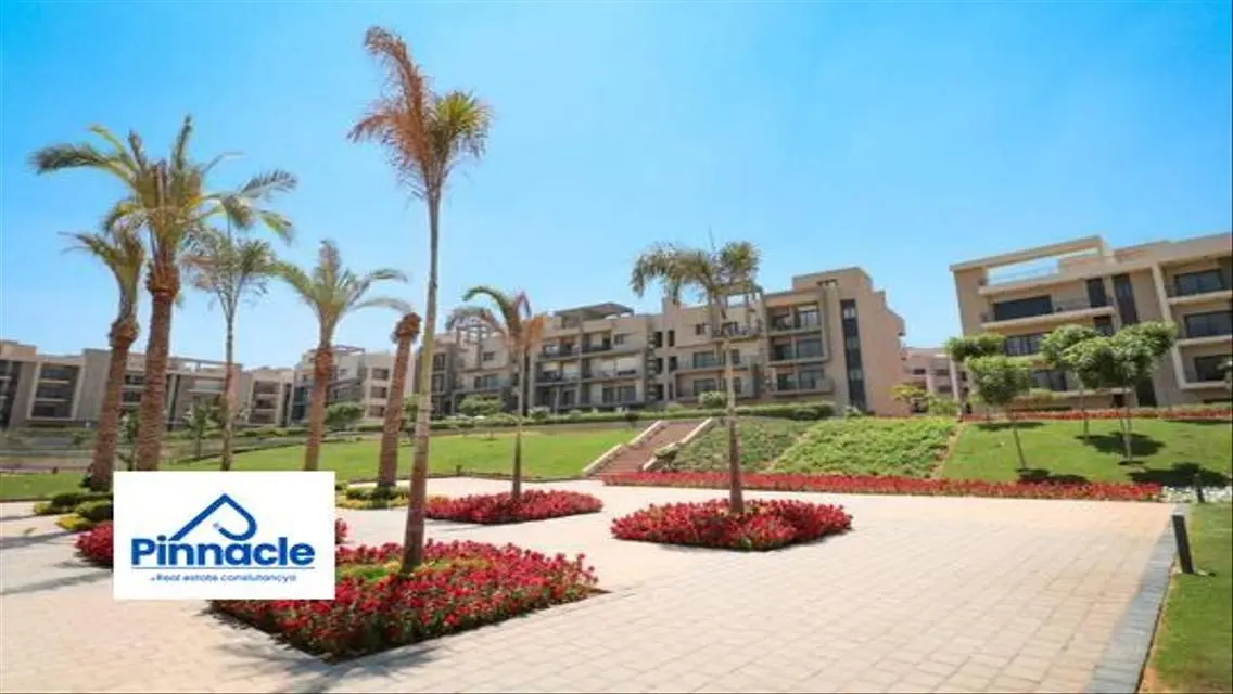 Apartment for sale with private garage -