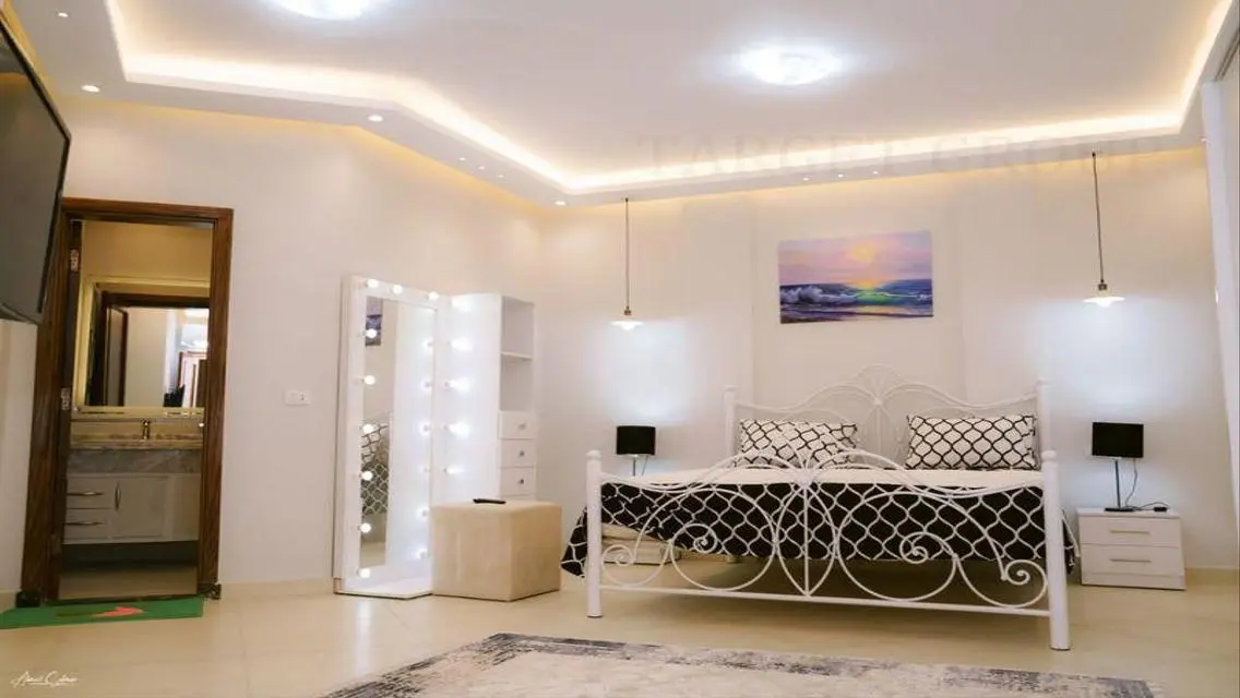 Ultra modern furnished apartment in Choueifat