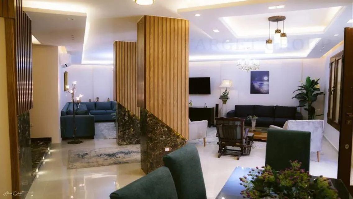 Ultra modern furnished apartment in Choueifat
