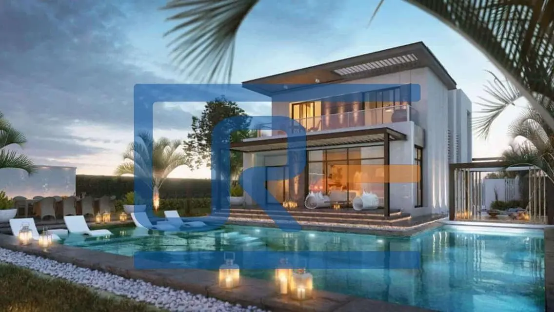 Aqua Chalet Direct on the lagoon For Sale In June