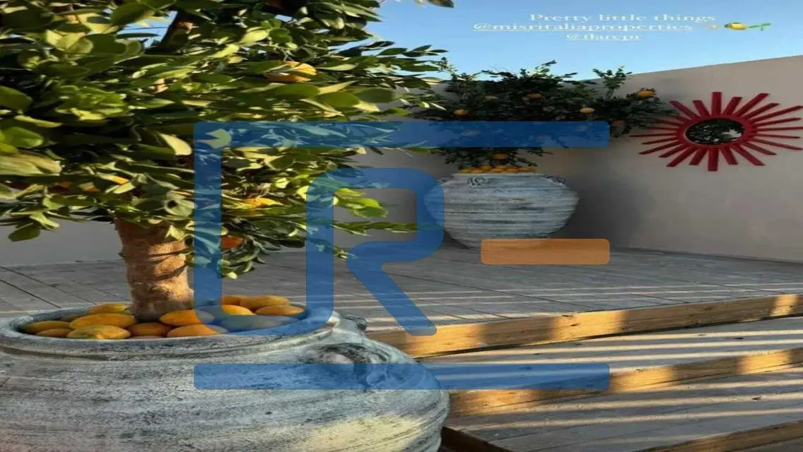 Fully finished chalet for sale in Solare