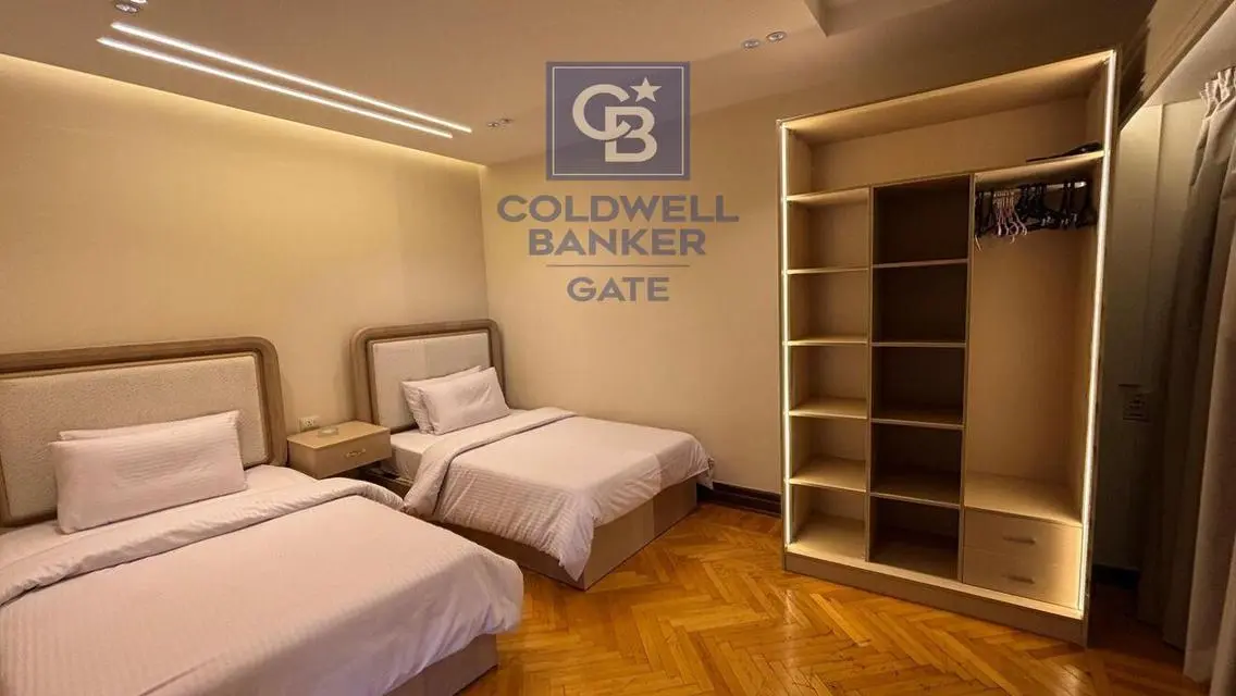 Furnished apartment on the Nile in Zamalek for ren