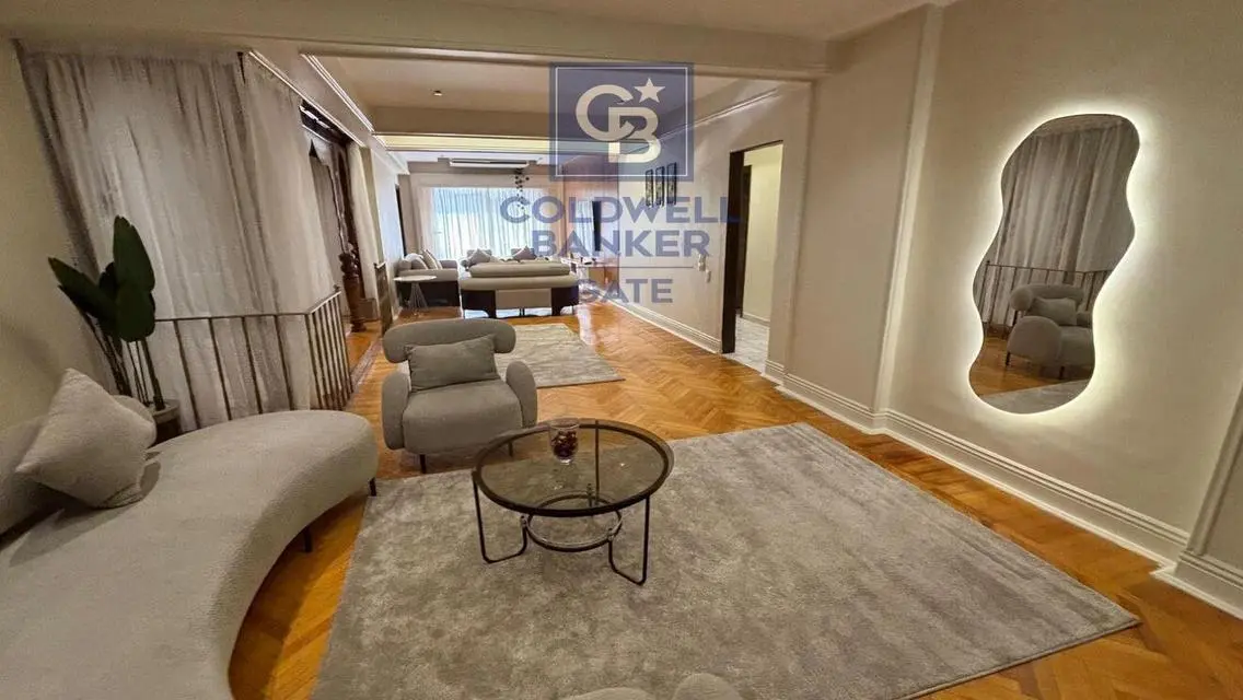 Furnished apartment on the Nile in Zamalek for ren