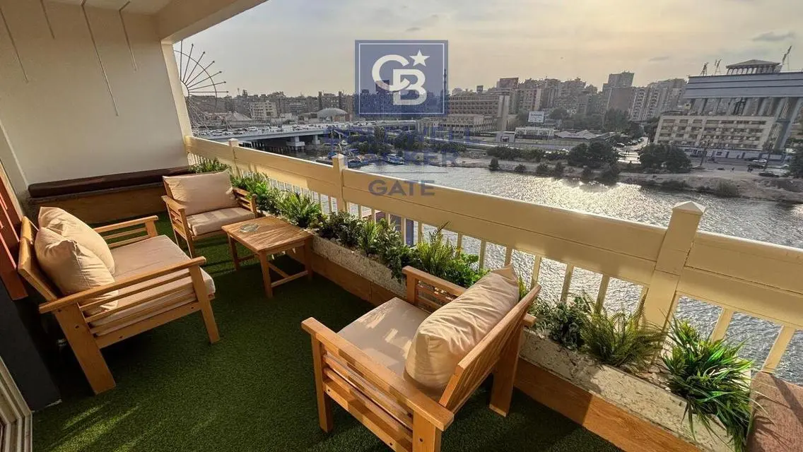 Furnished apartment on the Nile in Zamalek for ren