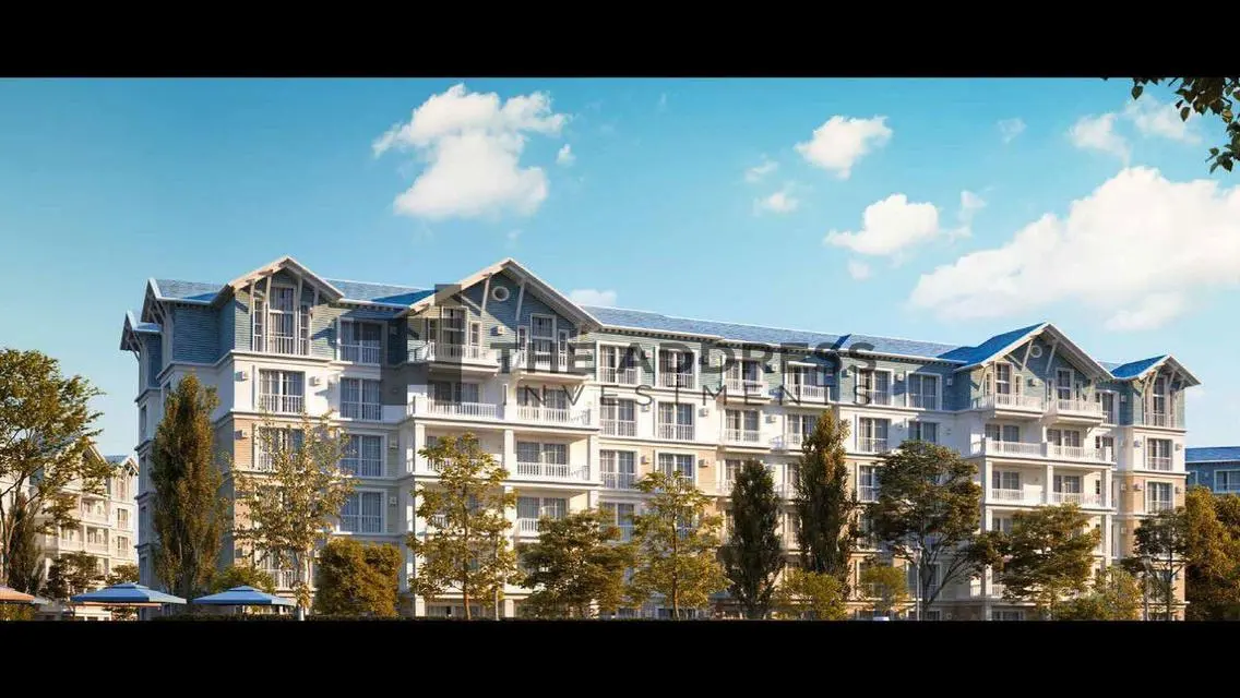 شقة متشطبة على اللاجون Mountainview قسط شهري 27الف