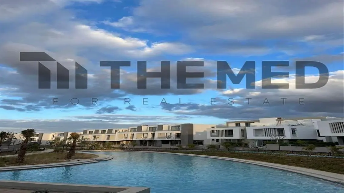 Luxury Property with Private Garden and Shared Pool