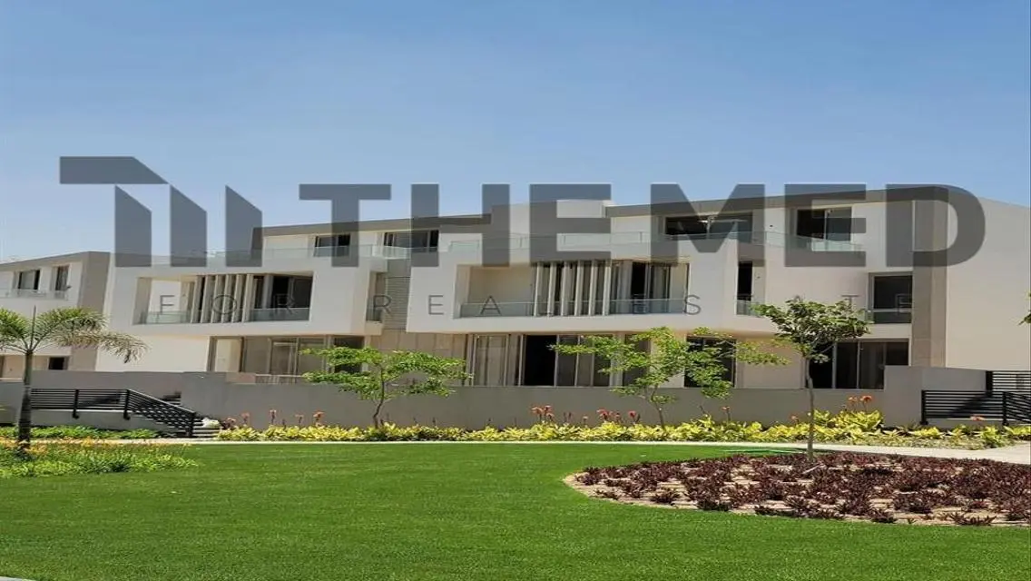 Luxury Property with Private Garden and Shared Pool