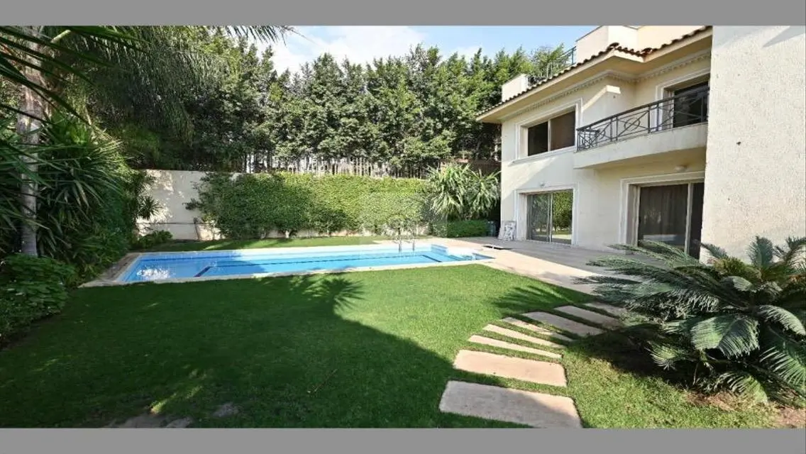 Semi furnished villa for rent in Katameya Heights