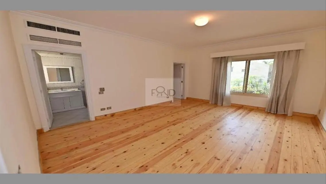 Semi furnished villa for rent in Katameya Heights