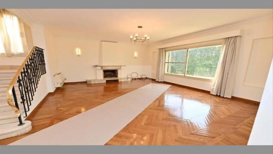 Semi furnished villa for rent in Katameya Heights