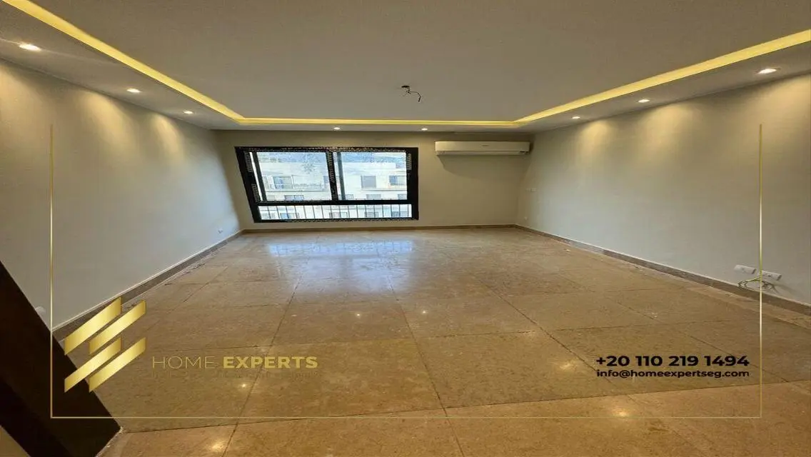 Semi furnished apartment for rent in Eastown