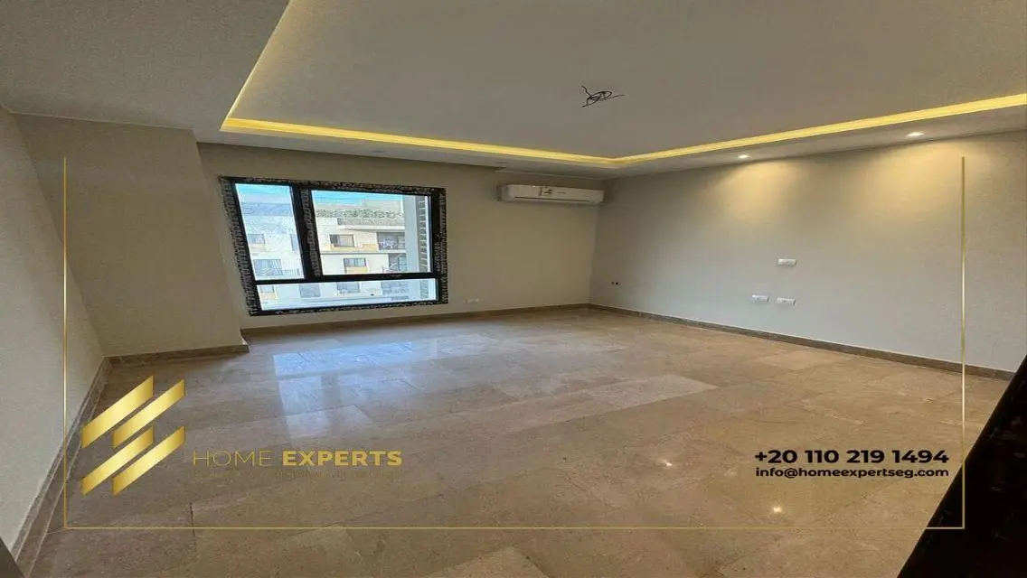 Semi furnished apartment for rent in Eastown