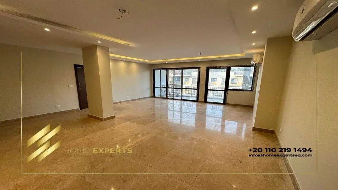 Semi furnished apartment for rent in Eastown