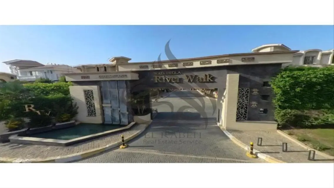 توين هاوس للبيع ف ريفر ووك التجمع الخامس موقع مميز