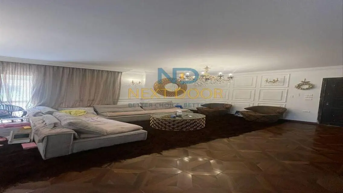 Apartment with Garden in Best Location in Sarai