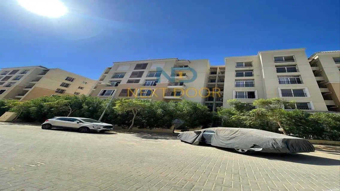 Apartment with Garden in Best Location in Sarai