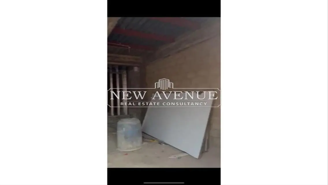 Retail F&amp;B for sale or rent in walk of Cairo