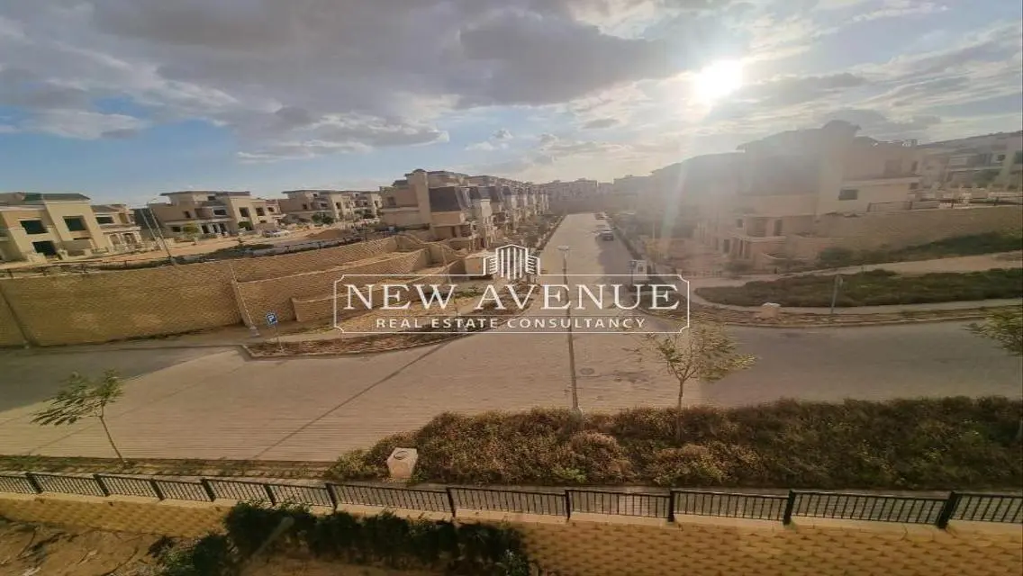 Resale Apartment 3 bedroom in Sarai Mostakbal city